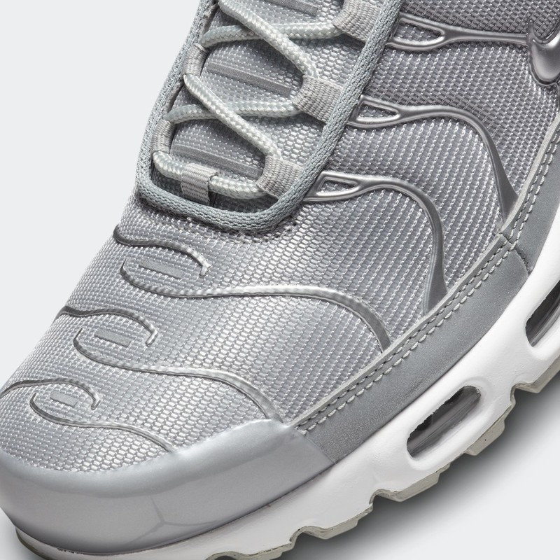 Nike Air Max Plus Metallic Silver | FJ1012-095