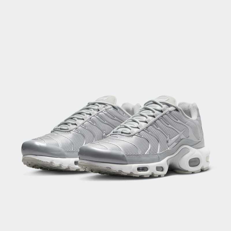 Nike Air Max Plus Metallic Silver | FJ1012-095