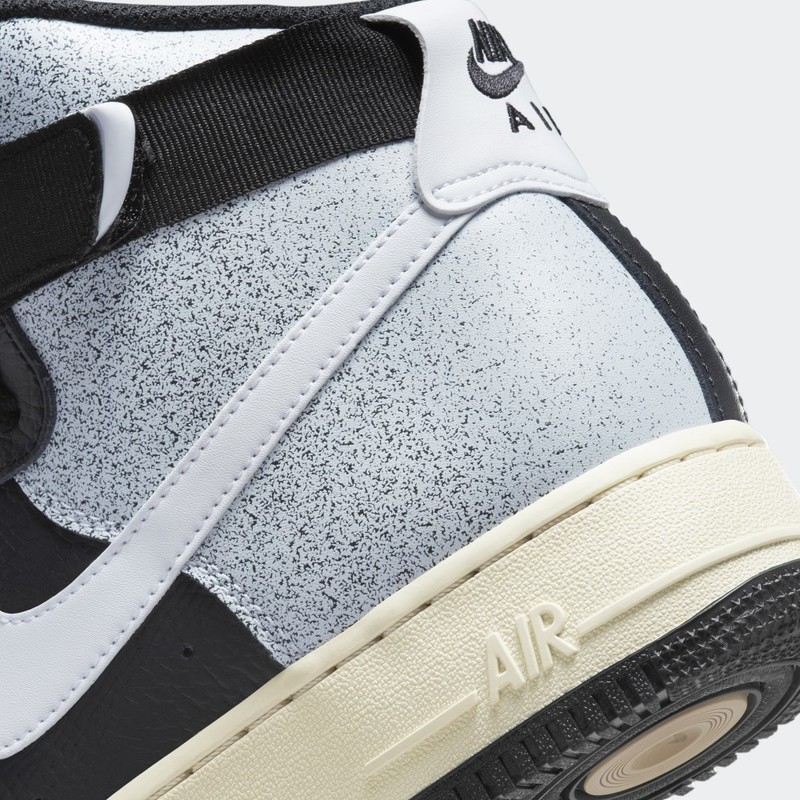 Nike Air Force 1 High Classics | FB2049-001