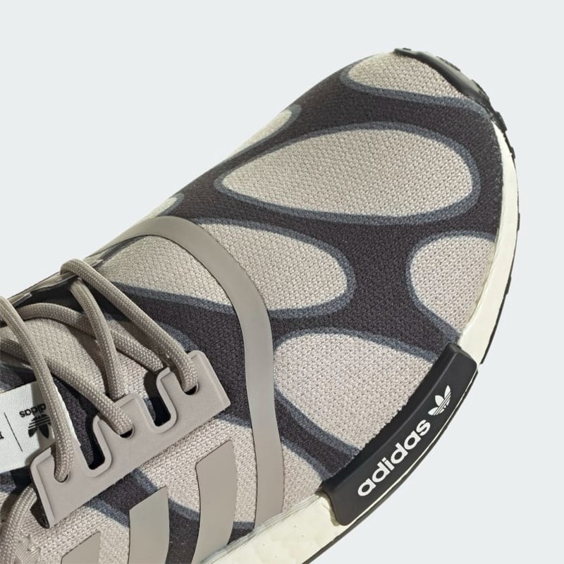 Marimekko x adidas NMD R1 Core Black | HP9780