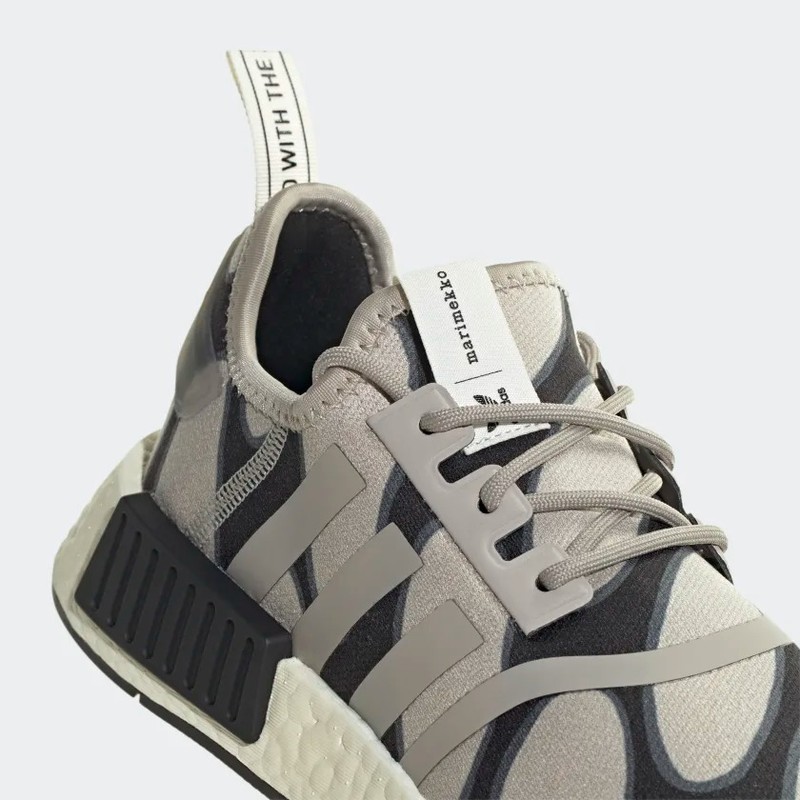 Marimekko x adidas NMD R1 Core Black | HP9780