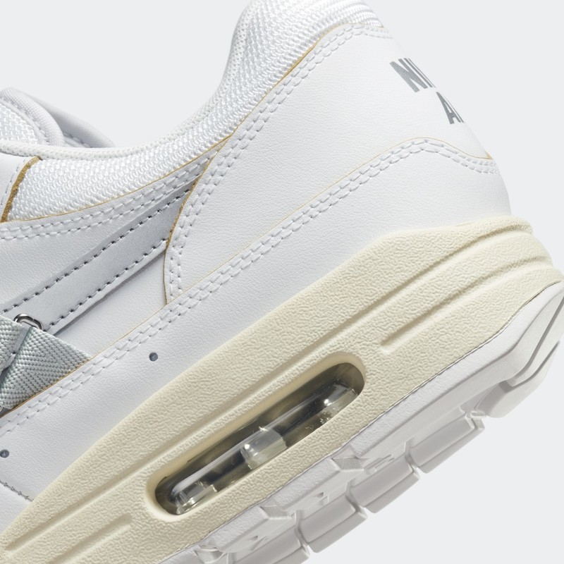 Nike Air Max 1 "Timeless" | FJ5472-121