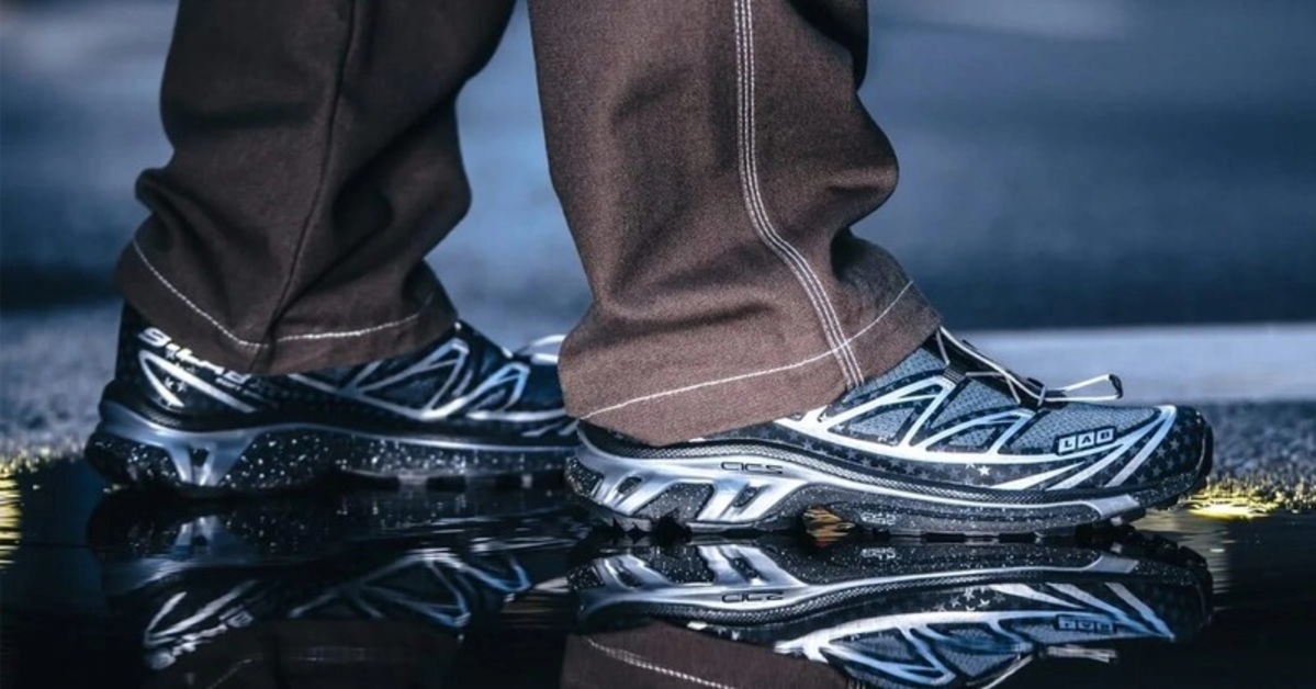 First Pictures of the atmos x Salomon XT-6 "Stars Collide" First Pictures of the atmos x Salomon XT-6 "Stars Collide"