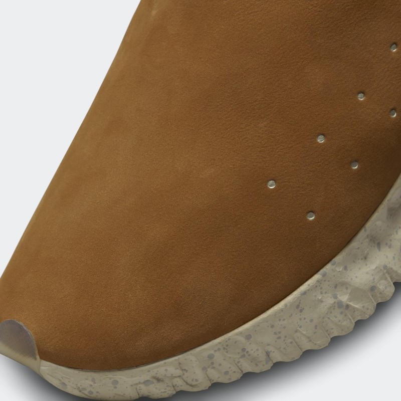 UNDERCOVER x Nike Moc Flow Ale Brown | DV5593-201