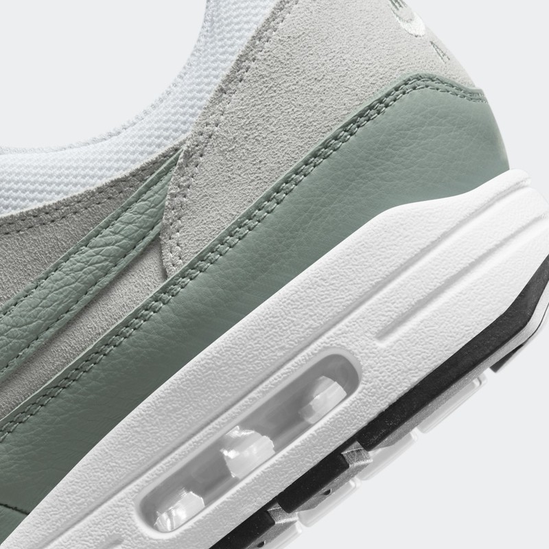 Nike Air Max 1 "Mica Green" | DZ4549-100