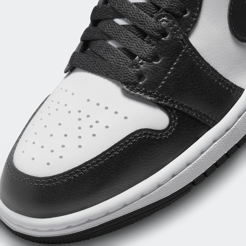 Air Jordan 1 Mid "Panda" | DV0991-101