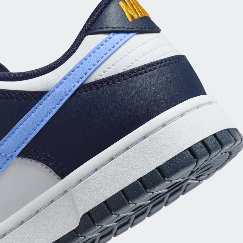 Nike Dunk Low "UNC Swoosh" | FN7800-400