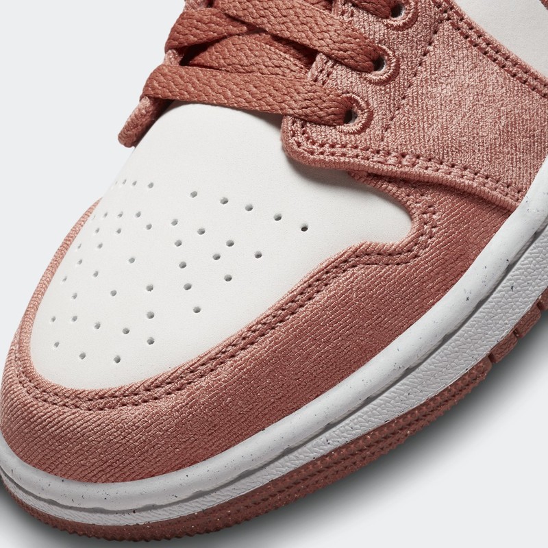 Air Jordan 1 Low SE "Peach Canvas" | FN3722-801