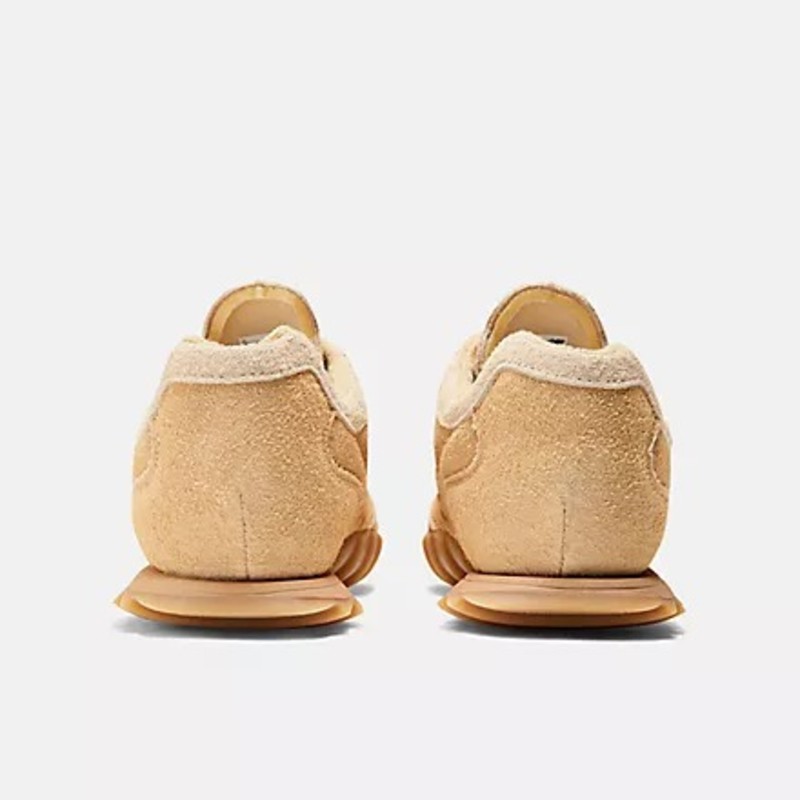 AURALEE x New Balance RC30 "Tan" | URC30AU