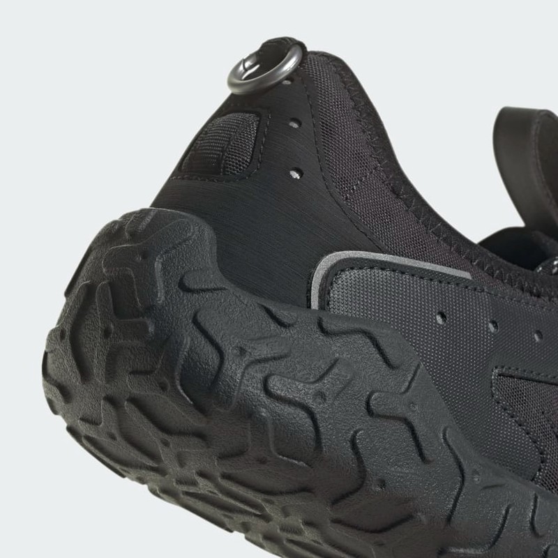 adidas ATRIC23 "Core Black" | HP6569