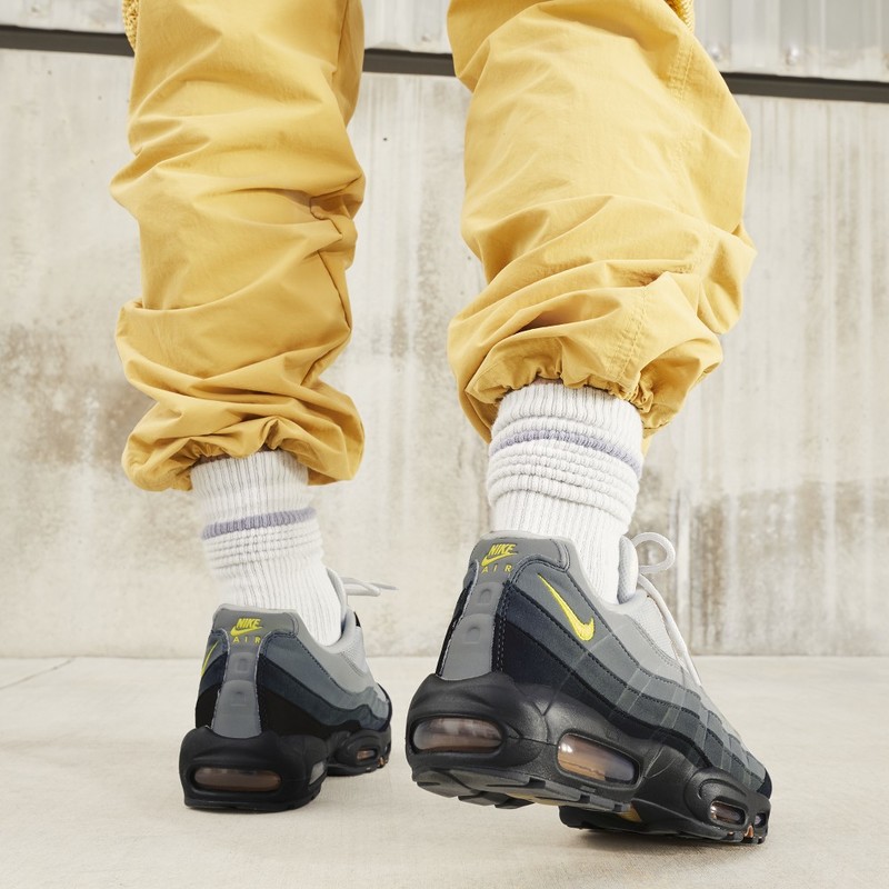 Nike Air Max 95 "Icons" | DX4236-100