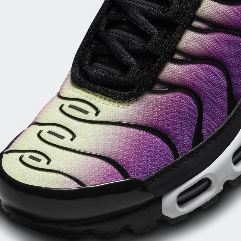 Nike Air Max Plus "Fuchsia" | FN3485-001