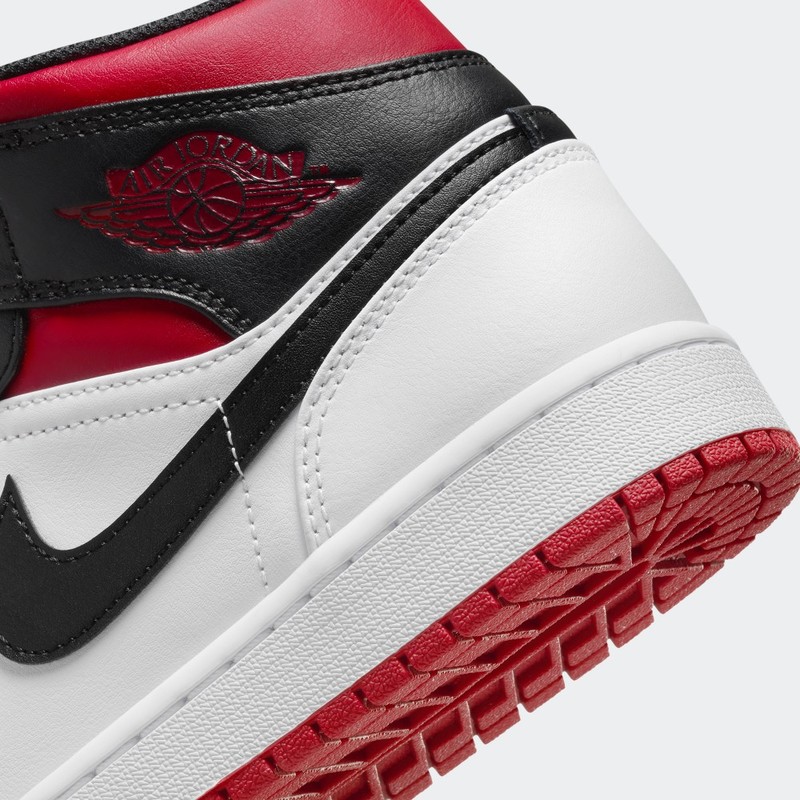 Air Jordan 1 Mid "White/Gym Red" | DQ8426-106