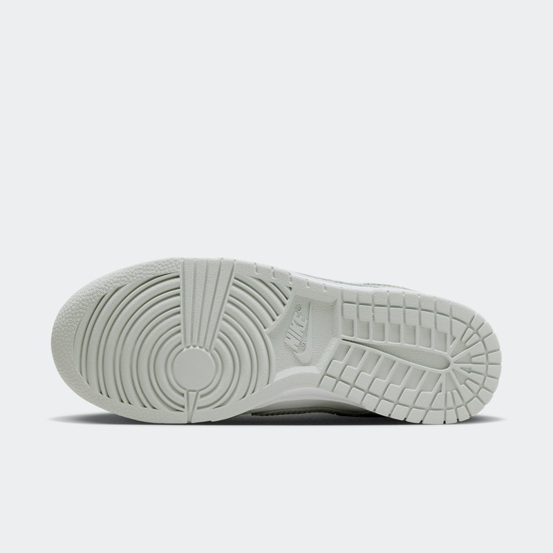 Nike Dunk Low "Grey Corduroy" | FN7658-100