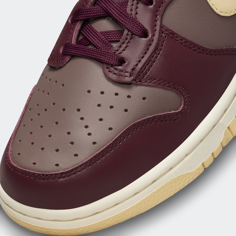 Nike Dunk High "Plum Eclipse" | DD1869-202