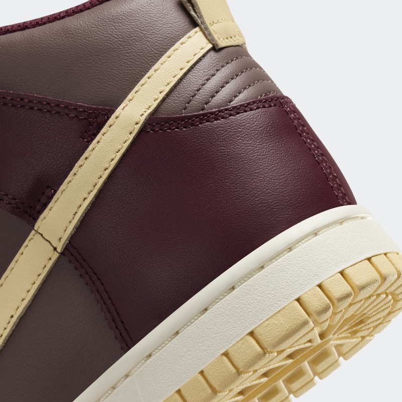 Nike Dunk High "Plum Eclipse" | DD1869-202