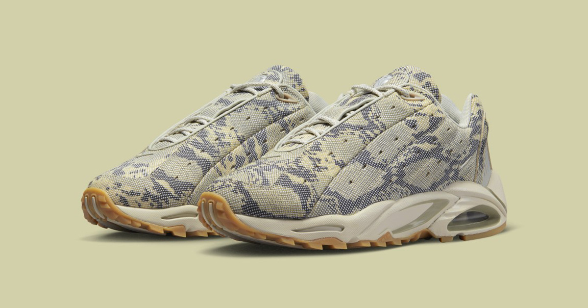 Drake zeigt einen NOCTA x Nike Hot Step Air Terra Drake zeigt einen NOCTA x Nike Hot Step Air Terra