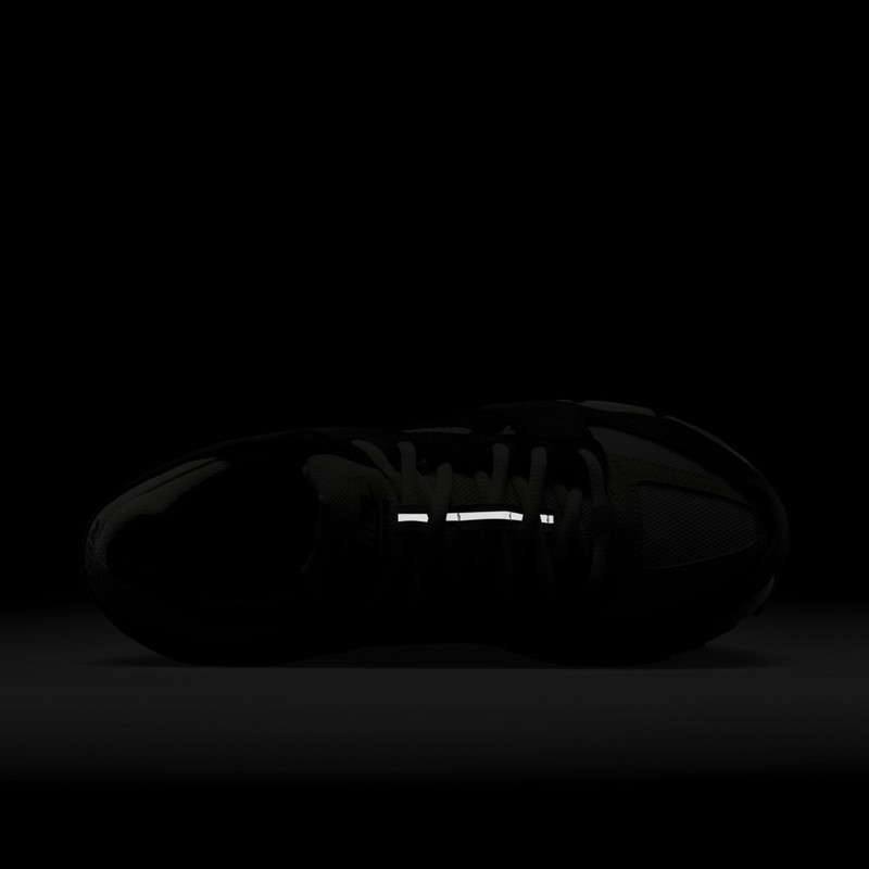 Nike Zoom Vomero 5 "Timeless" | FJ5474-133