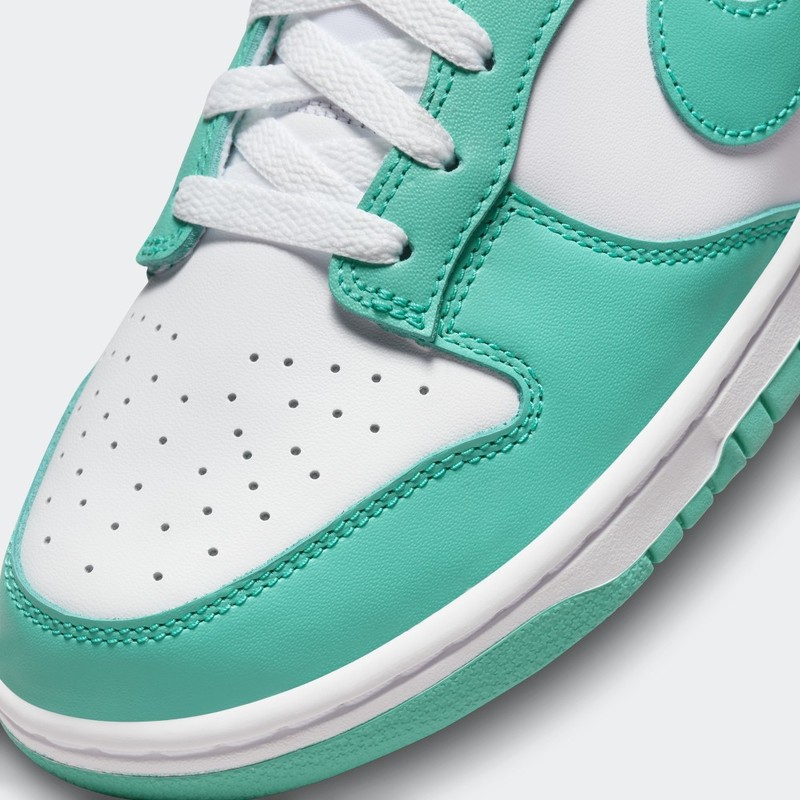 Nike Dunk Low "Clear Jade" | DV0833-101