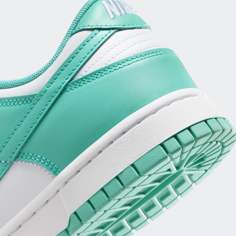 Nike Dunk Low "Clear Jade" | DV0833-101