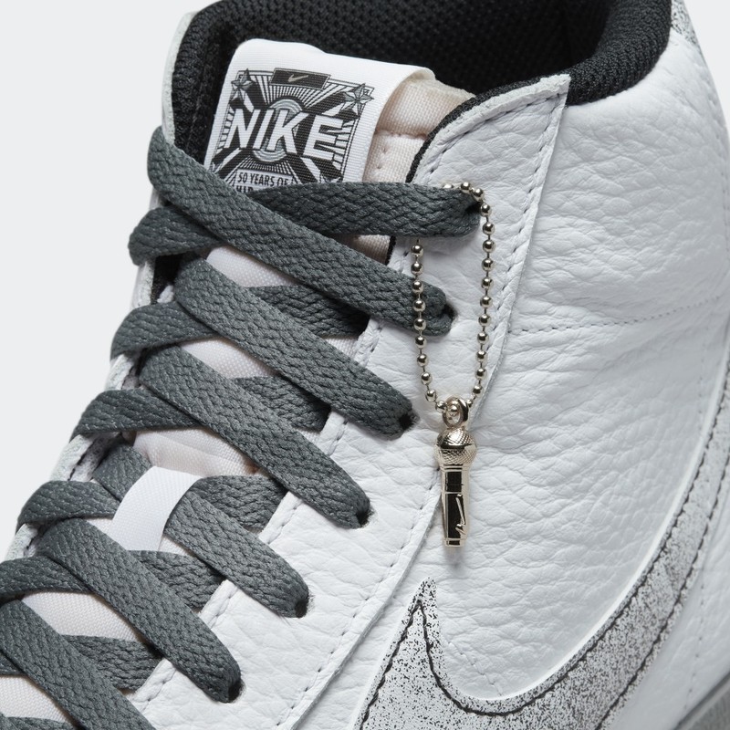 Nike Blazer Mid '77 Classics | DV7194-100
