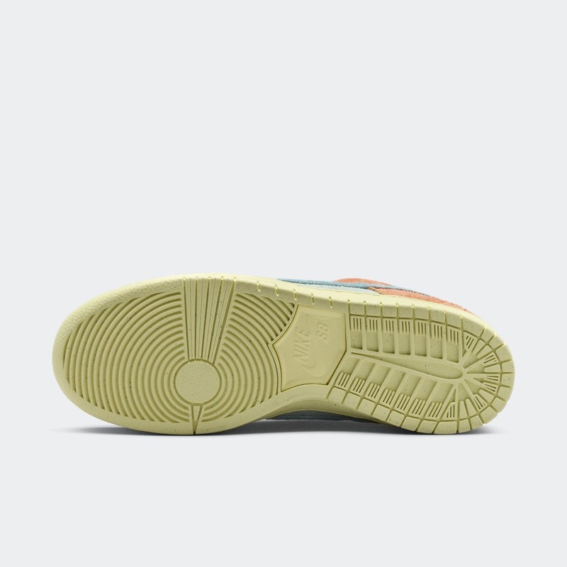 Nike SB Dunk Low "Noise Aqua" | DV5429-800