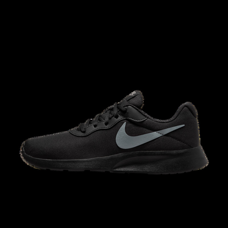 Nike Tanjun Refine | DR4495-001