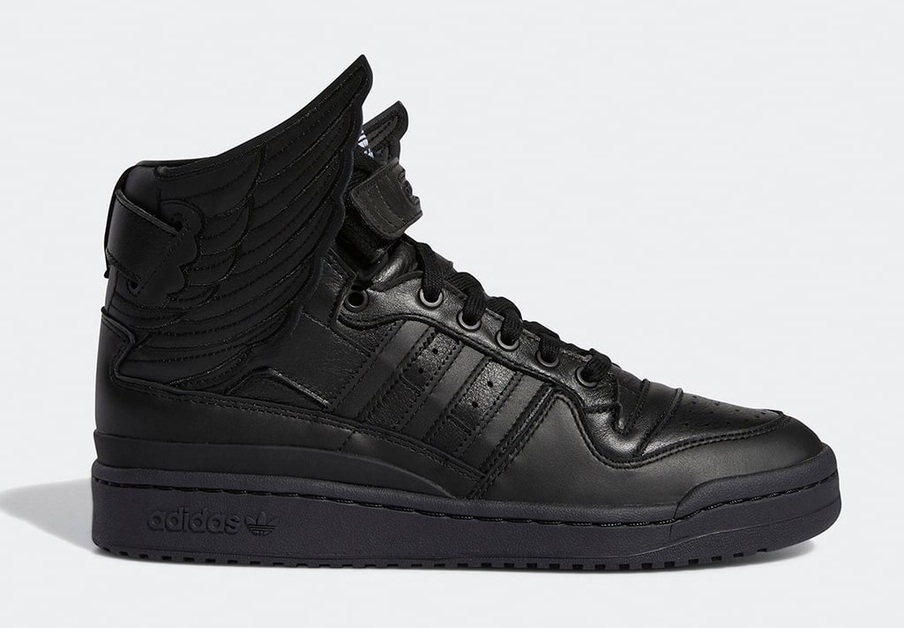 Jeremy Scott’s adidas Forum Hi Wings 4.0 erhält einen „Triple Black“ Colorway