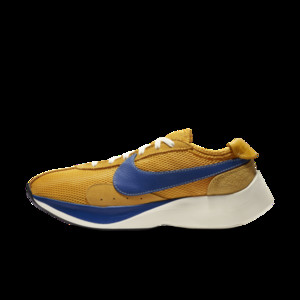 Nike moon racer on sale yellow ochre gym blue