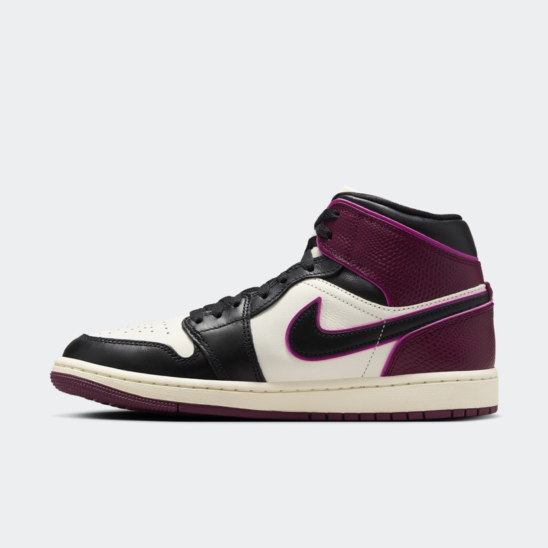 Air Jordan 1 Mid "Bordeaux" | FQ7818-101