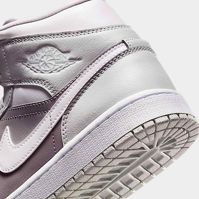 Air Jordan 1 Mid "Photon Dust" | BQ6472-008