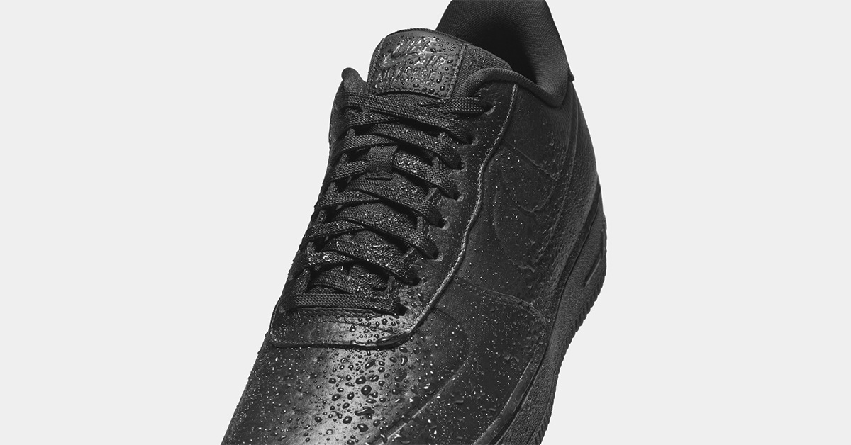 Mit dem Nike Air Force 1 Low WP bleibst du trocken und stylisch