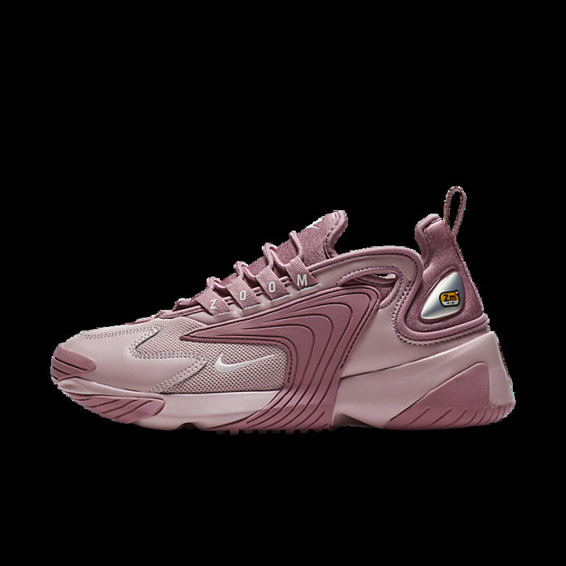 Pink nike cheap zoom 2k