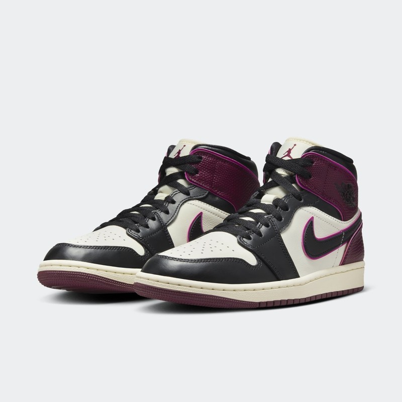 Air Jordan 1 Mid "Bordeaux" | FQ7818-101