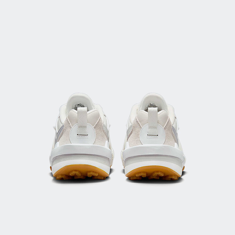sacai x Nike Zegamadome SP "White/Gum" | HQ8618-100
