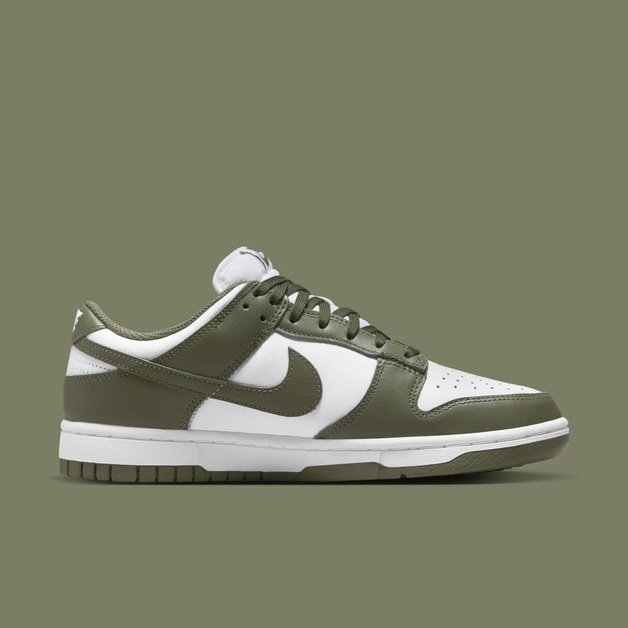 Nike Dunk Low "Medium Olive" wird mit den offiziellen Bildern enthüllt