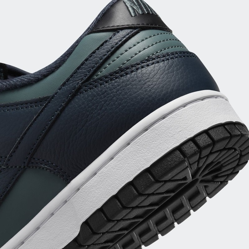 Nike Dunk Low Armory Navy | DR9705-300