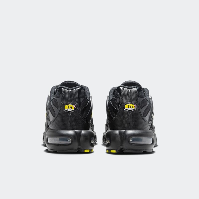 Nike Air Max Plus "Black/Yellow" | DM0032-012