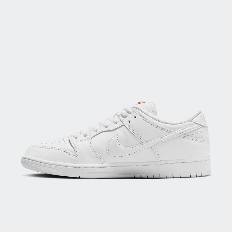 Nike SB Dunk Low Pro "Triple White" | FJ1674-100