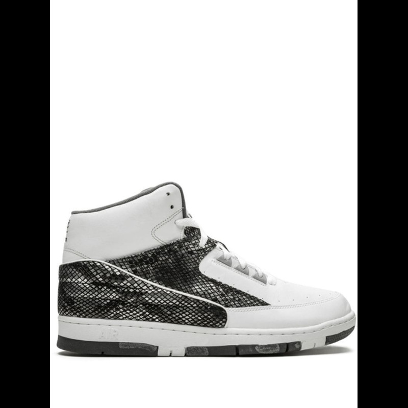 Nike | 632631-110