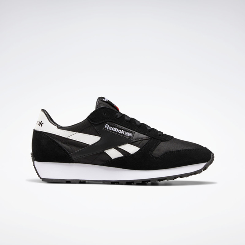 Reebok store classic aztec