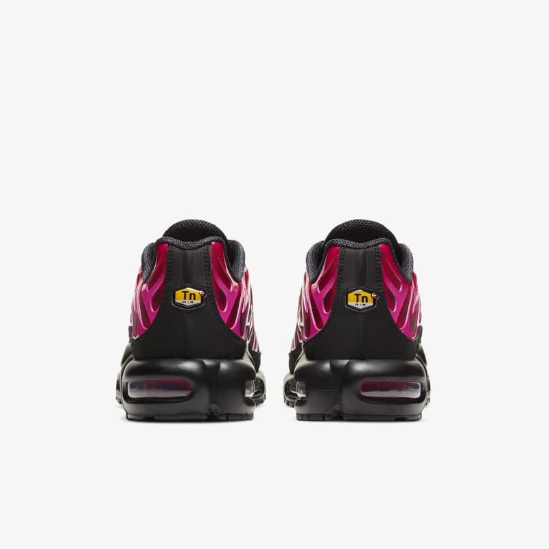 Supreme x Nike Air Max Plus Fire Pink | DA1472-600
