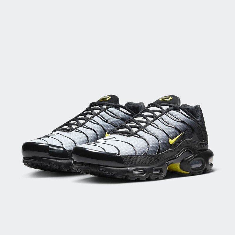 Nike Air Max Plus "Black/Yellow" | DM0032-012