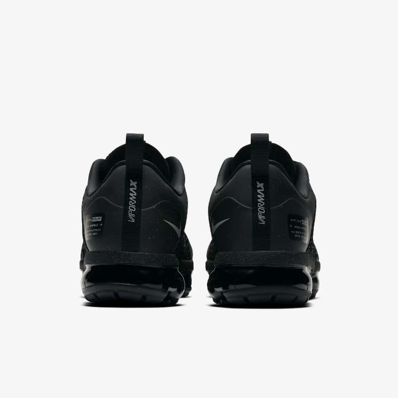 Nike Air Vapormax Run Utility Triple Black | AQ8810-003