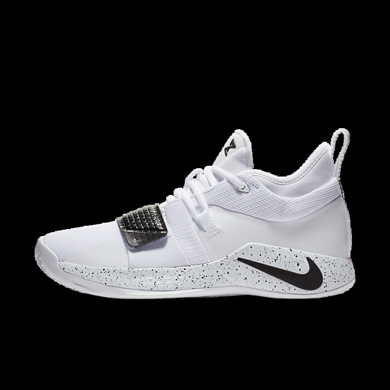 Nike pg cheap 2.5 white black