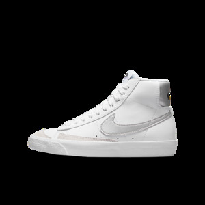 Nike Blazer Mid '77 | DA4086-101