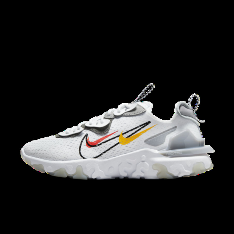 Nike React Vision 'nike p 6000 se light soft pink multicolor white black | DM9095-101