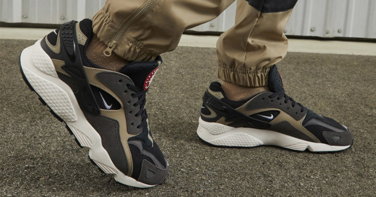 A multi-layered upper gives the Nike Air Huarache Runner a futuristic look A multi-layered upper gives the Nike Air Huarache Runner a futuristic look