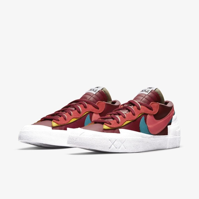 Kaws x Sacai x Nike Blazer Low Team Red | DM7901-600