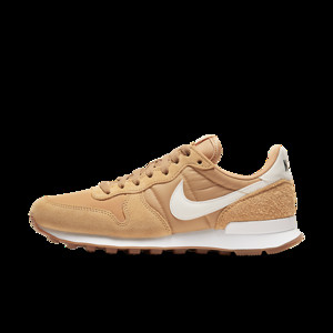 Nike internationalist outlet 43